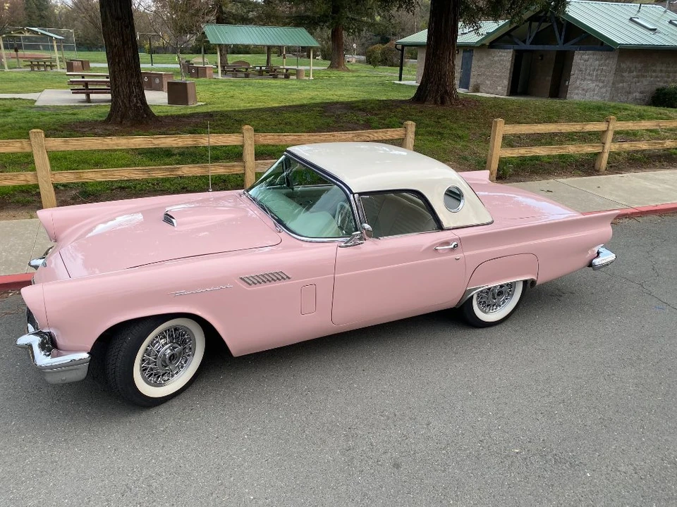 1957 Ford Thunderbird 1st Gen - Image 10 of 31