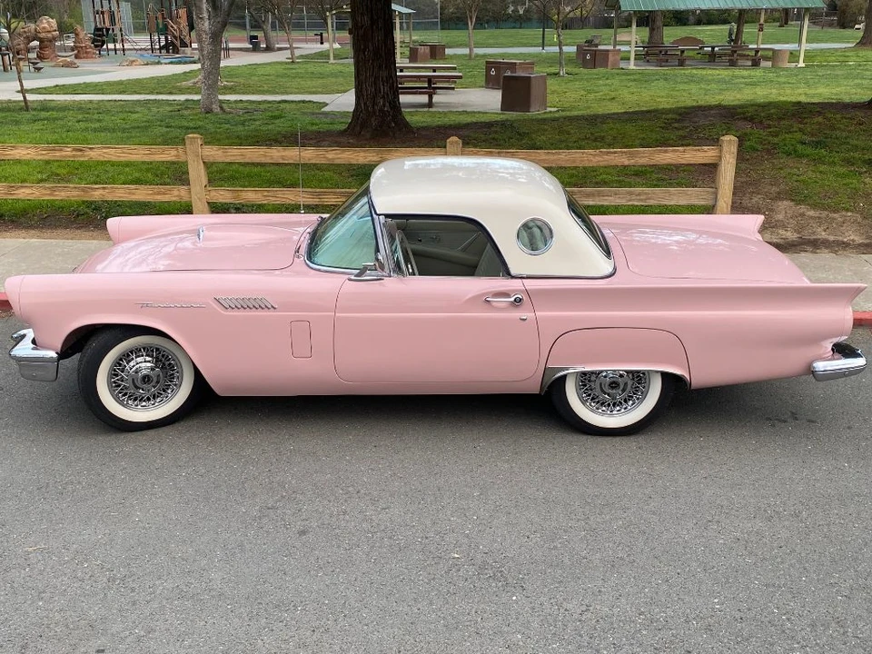 1957 Ford Thunderbird 1st Gen - Image 14 of 31