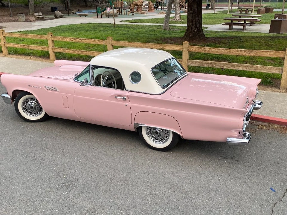 1957 Ford Thunderbird 1st Gen - Image 16 of 31