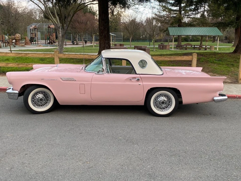 1957 Ford Thunderbird 1st Gen - Image 15 of 31