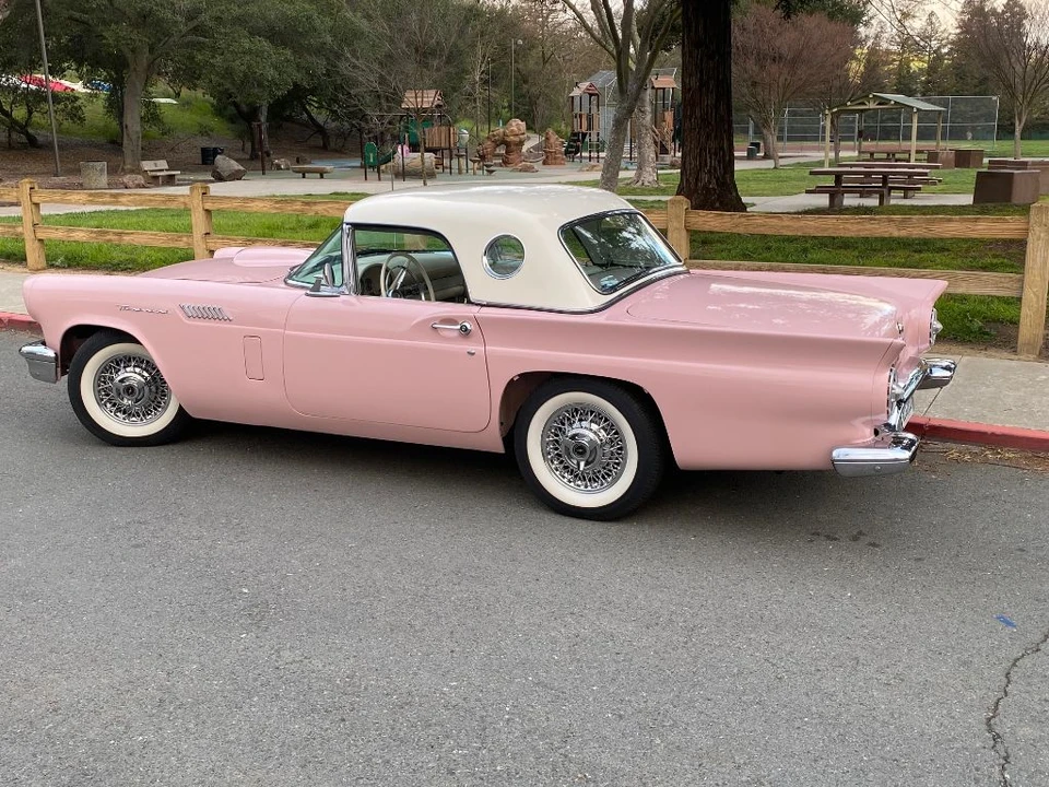 1957 Ford Thunderbird 1st Gen - Image 17 of 31