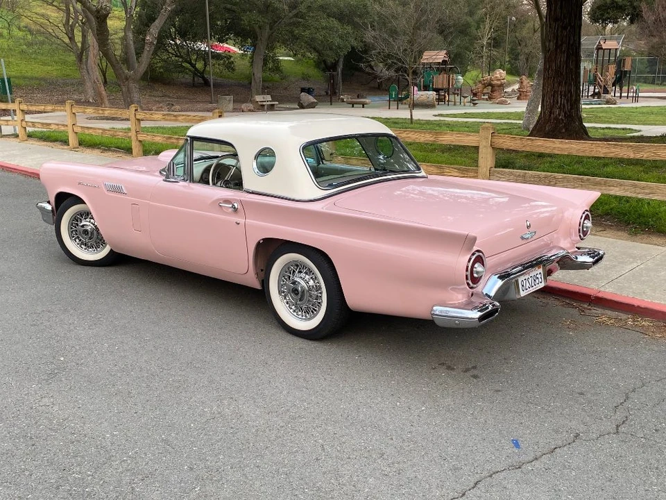 1957 Ford Thunderbird 1st Gen - Image 18 of 31