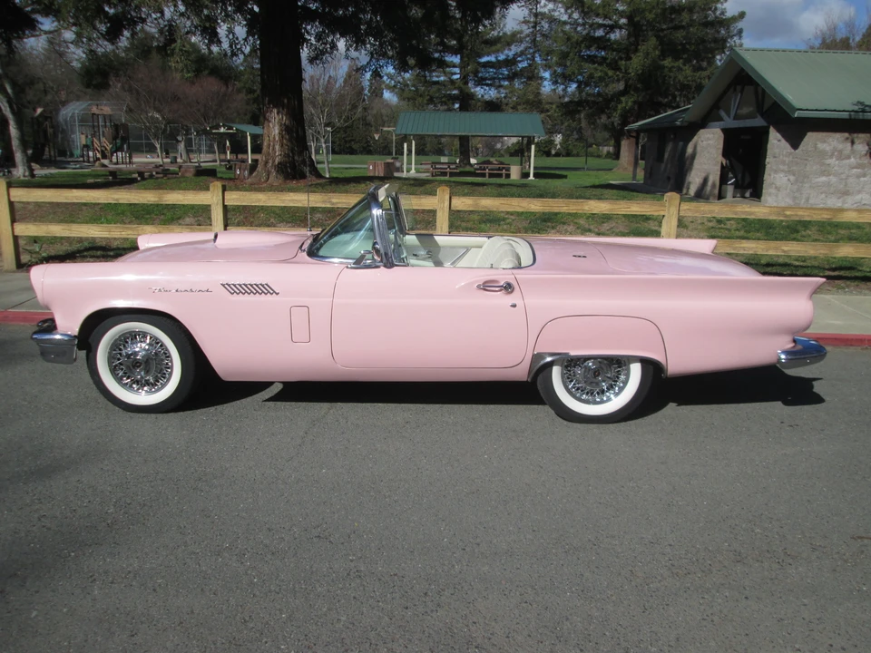 1957 Ford Thunderbird 1st Gen - Image 29 of 31