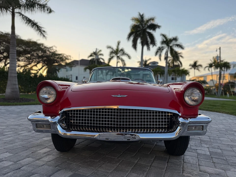 1957 Ford Thunderbird 1st Gen - Image 25 of 31