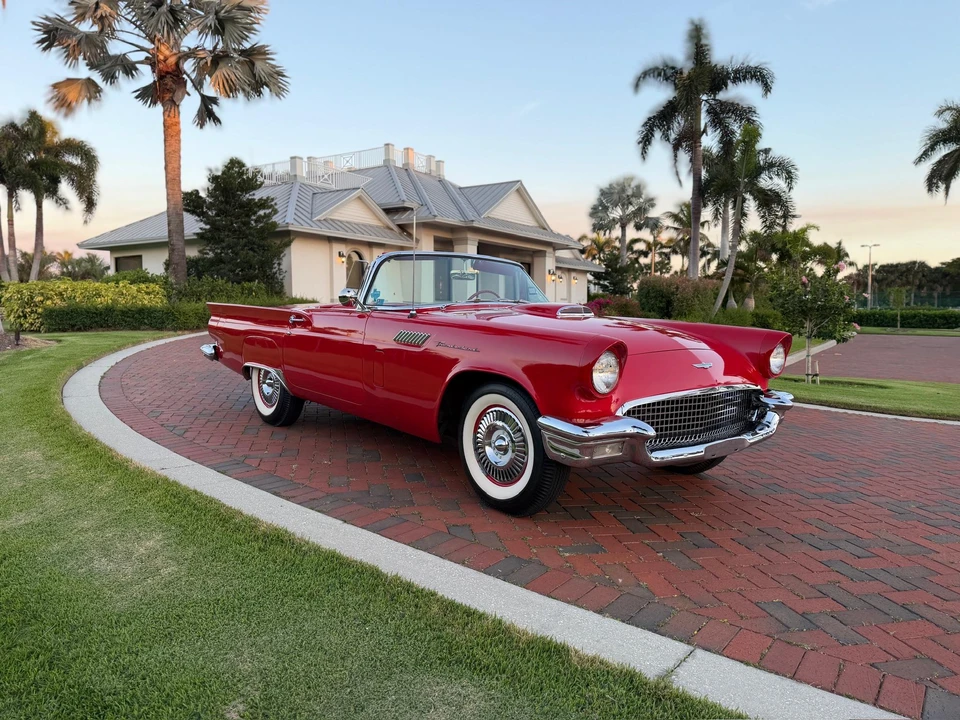 1957 Ford Thunderbird 1st Gen - Image 9 of 31