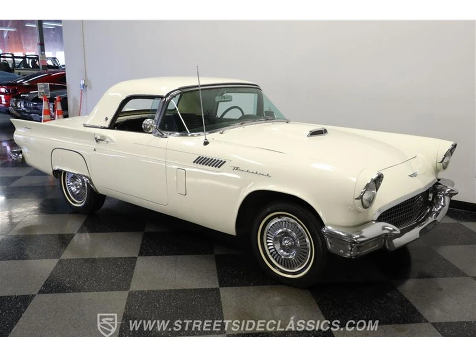1957 Ford Thunderbird 1st Gen - Image 14 of 31