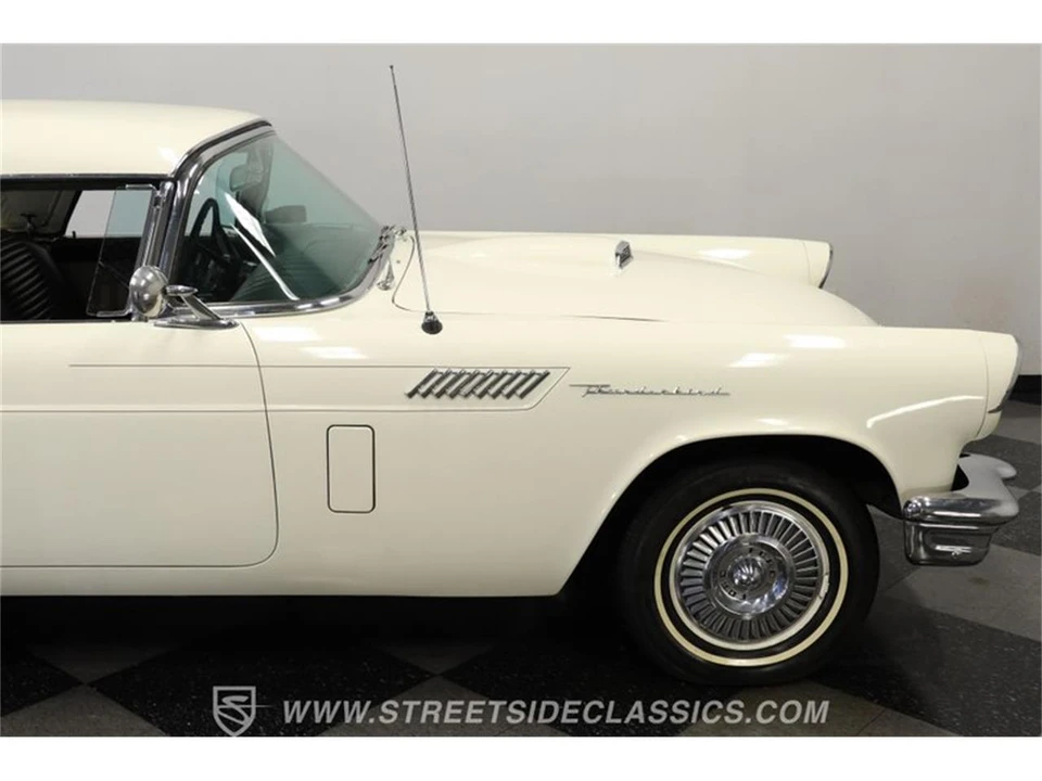1957 Ford Thunderbird 1st Gen - Image 28 of 31