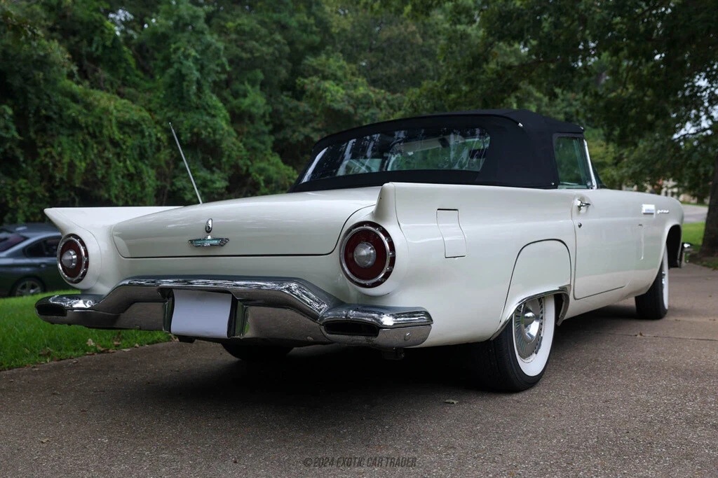1957 Ford Thunderbird 1st Gen - Image 8 of 12
