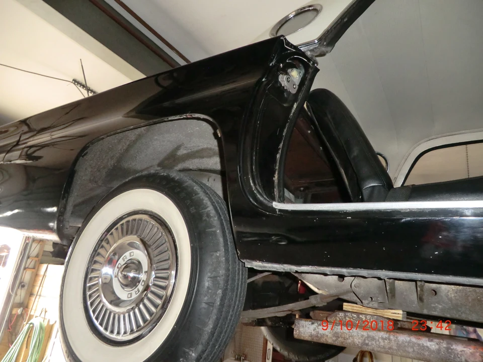 1957 Ford Thunderbird 1st Gen - Image 17 of 31