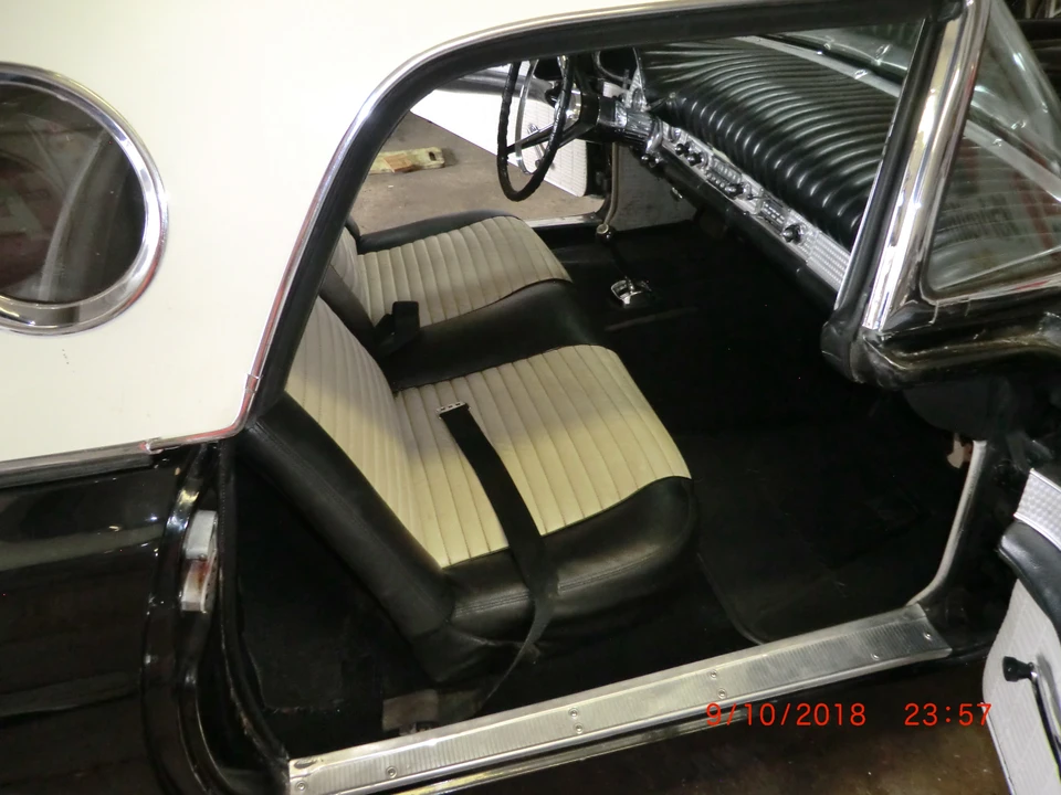1957 Ford Thunderbird 1st Gen - Image 19 of 31