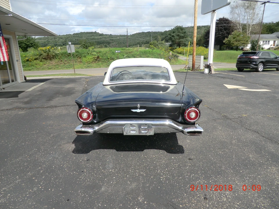 1957 Ford Thunderbird 1st Gen - Image 5 of 31