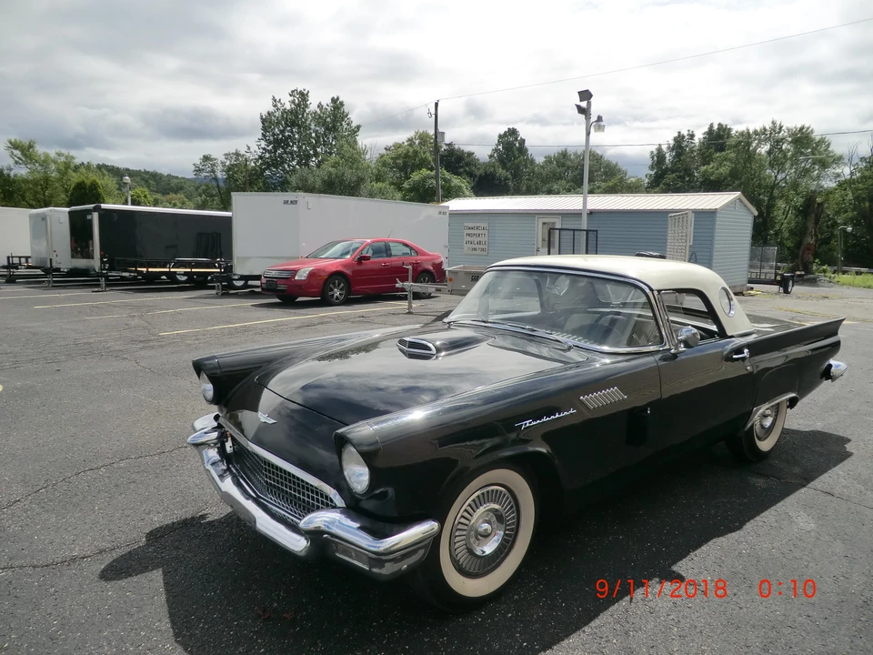 1957 Ford Thunderbird 1st Gen - Image 2 of 31