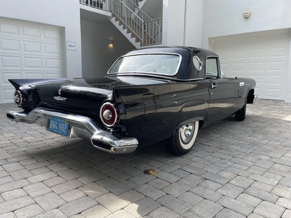 1957 Ford Thunderbird 1st Gen - Image 11 of 31