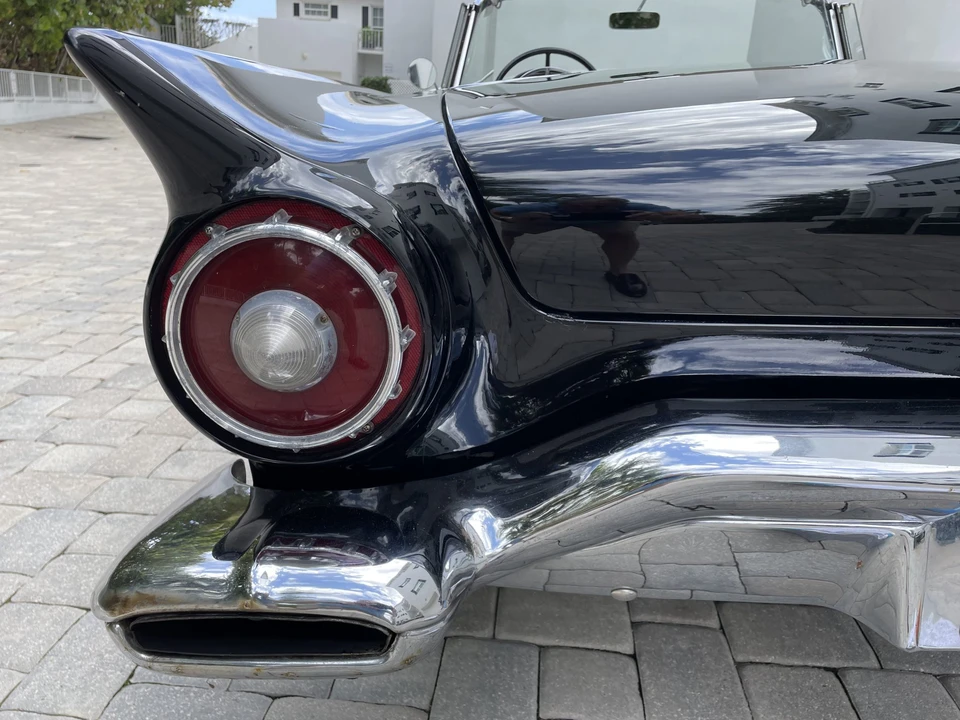 1957 Ford Thunderbird 1st Gen - Image 30 of 31