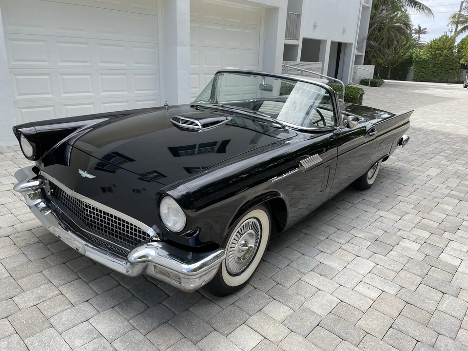 1957 Ford Thunderbird 1st Gen - Image 3 of 31