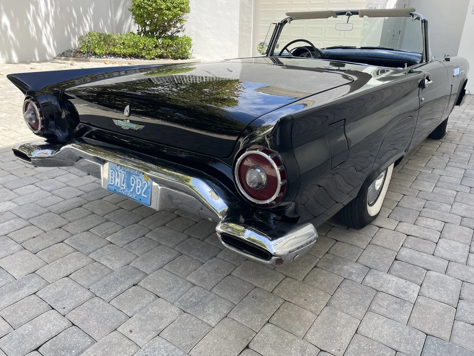 1957 Ford Thunderbird 1st Gen - Image 14 of 31