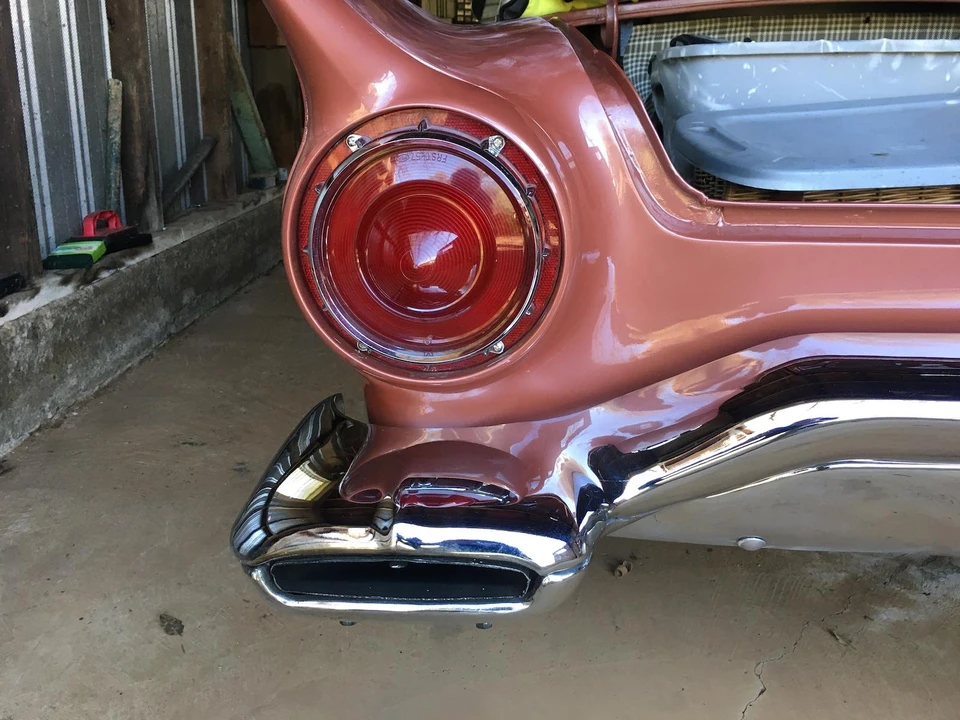 1957 Ford Thunderbird 1st Gen - Image 27 of 31