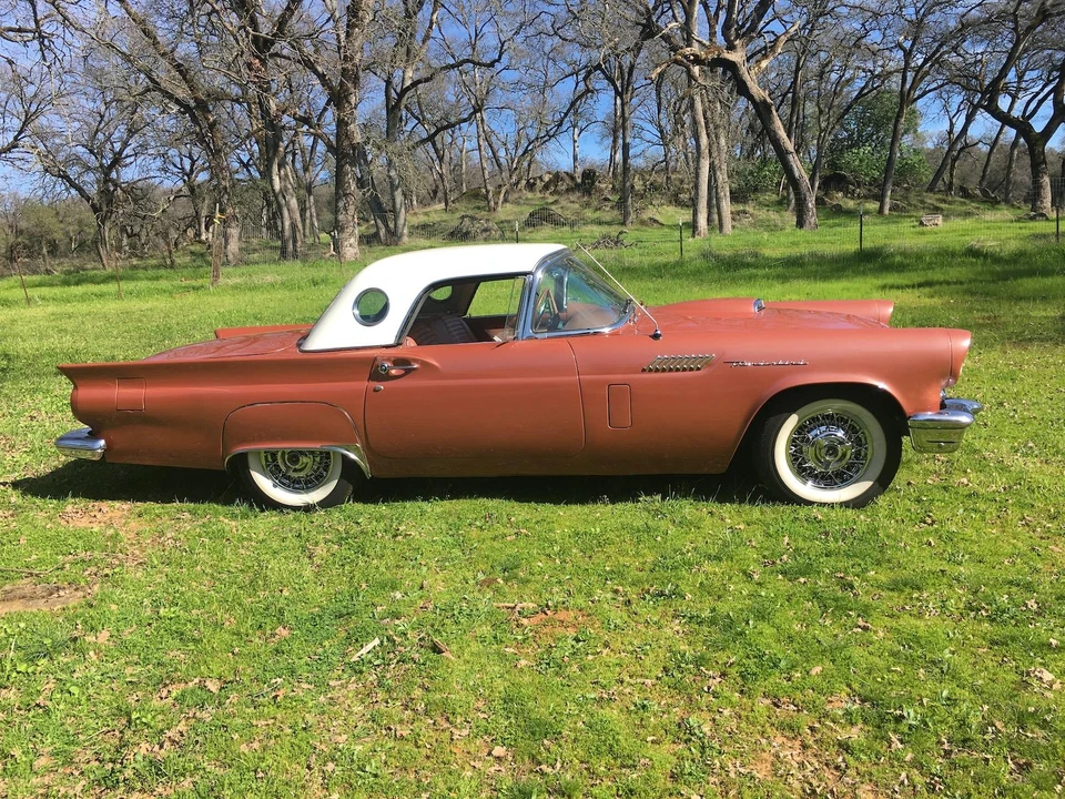 1957 Ford Thunderbird 1st Gen - Image 18 of 31