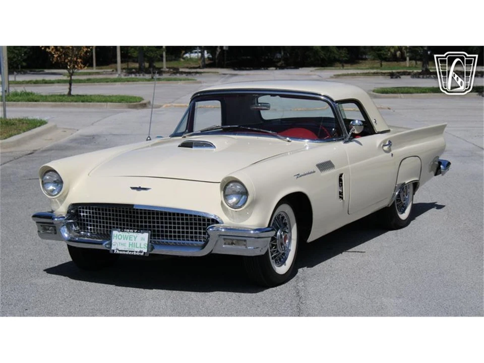 1957 Ford Thunderbird 1st Gen - Image 2 of 31