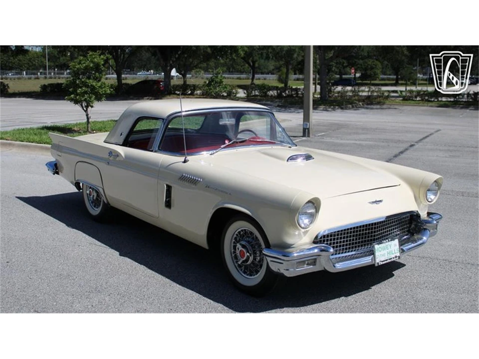 1957 Ford Thunderbird 1st Gen - Image 7 of 31
