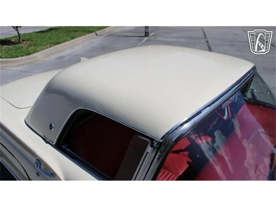 1957 Ford Thunderbird 1st Gen - Image 13 of 31