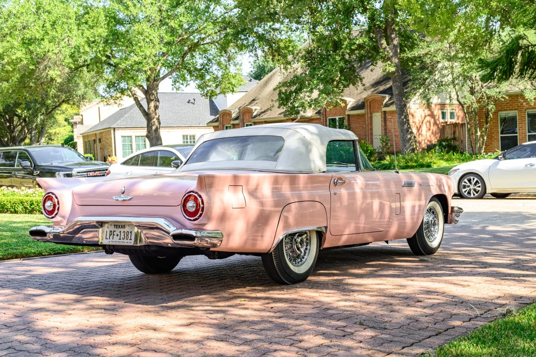 1957 Ford Thunderbird 1st Gen - Image 15 of 31