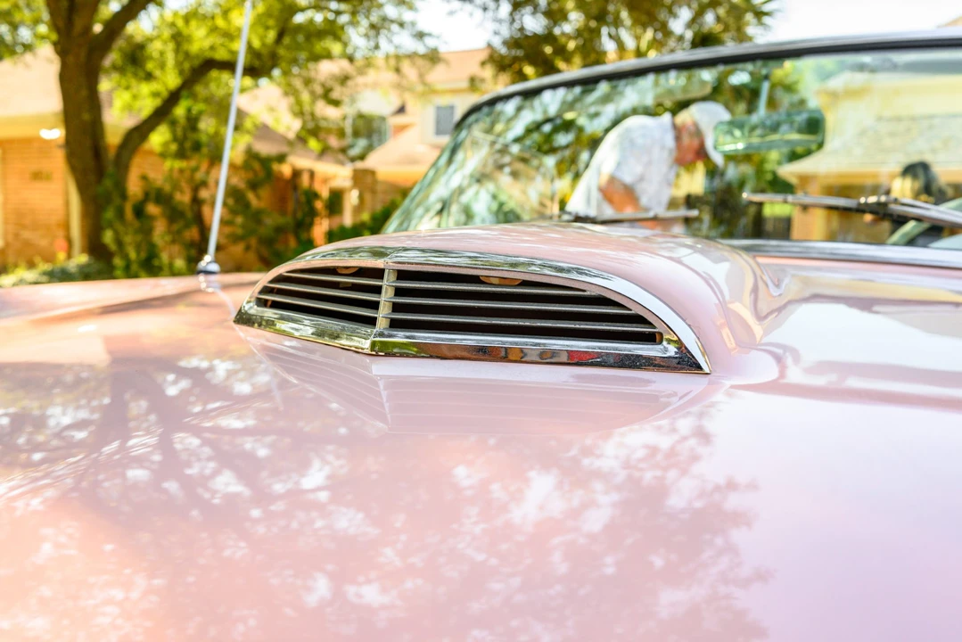1957 Ford Thunderbird 1st Gen - Image 29 of 31