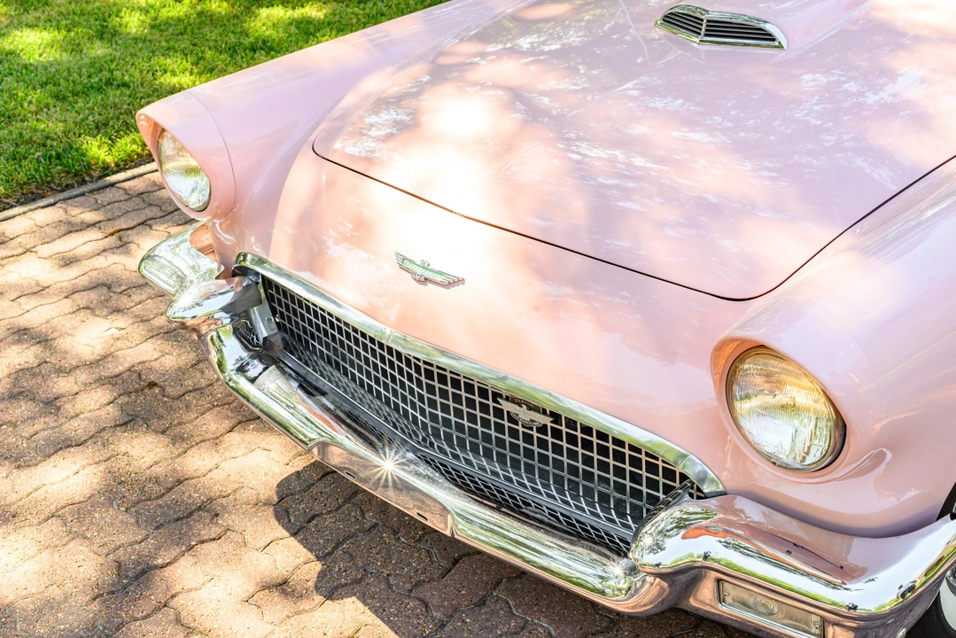 1957 Ford Thunderbird 1st Gen - Image 25 of 31