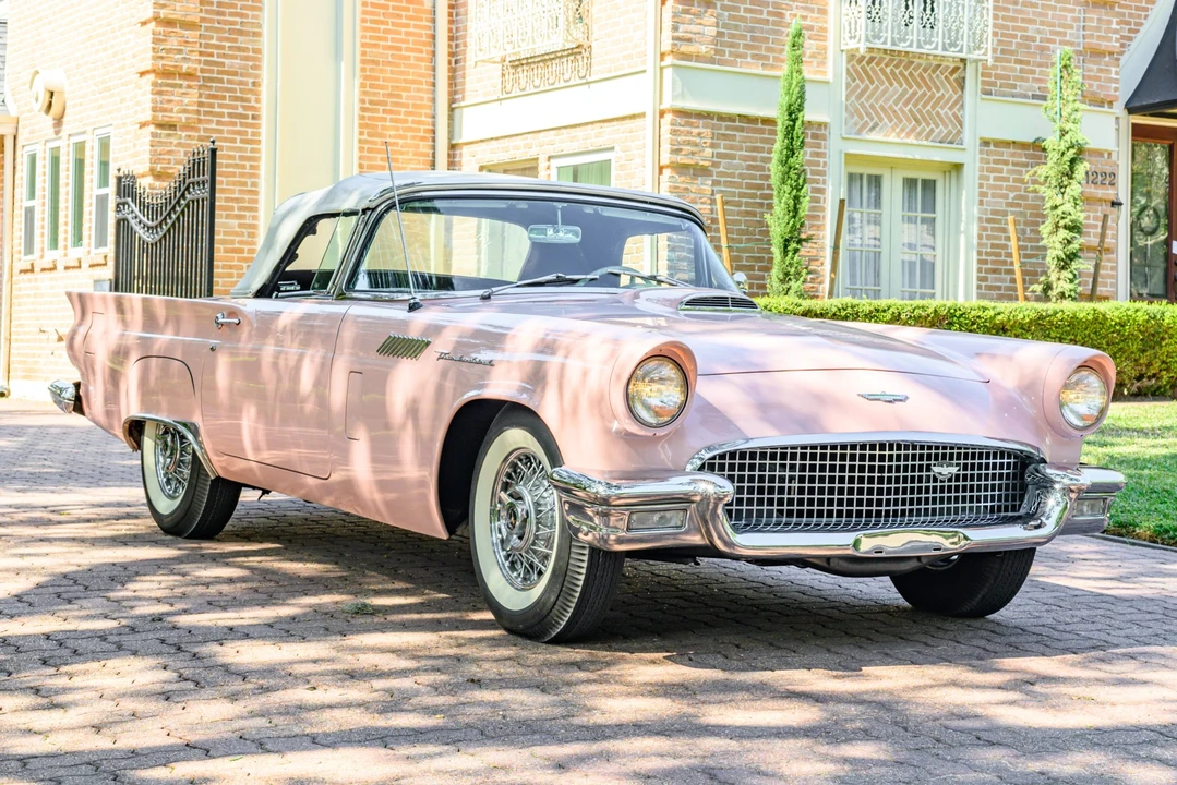1957 Ford Thunderbird 1st Gen - Image 17 of 31