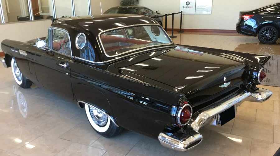 1957 Ford Thunderbird 1st Gen - Image 7 of 8