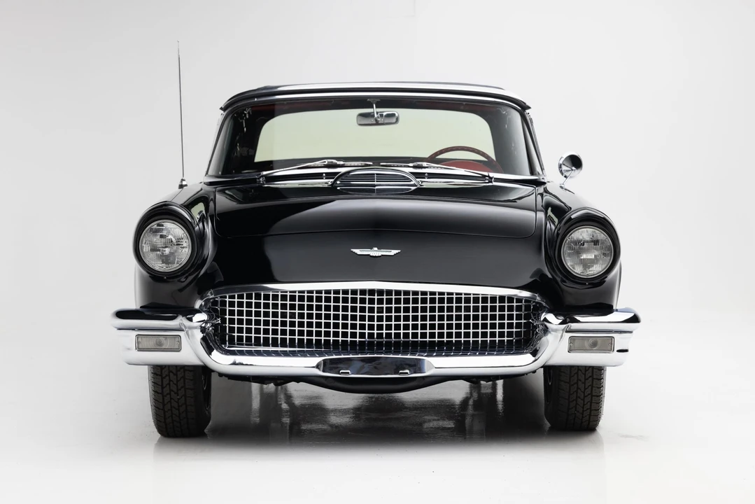 1957 Ford Thunderbird 1st Gen - Image 18 of 31