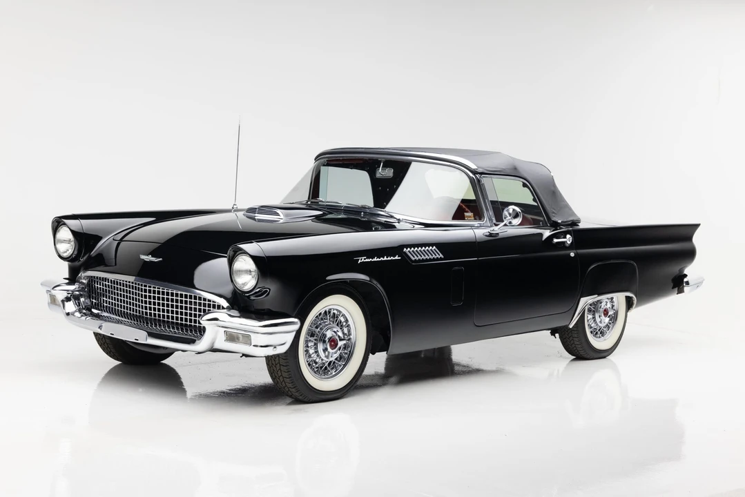 1957 Ford Thunderbird 1st Gen - Image 20 of 31