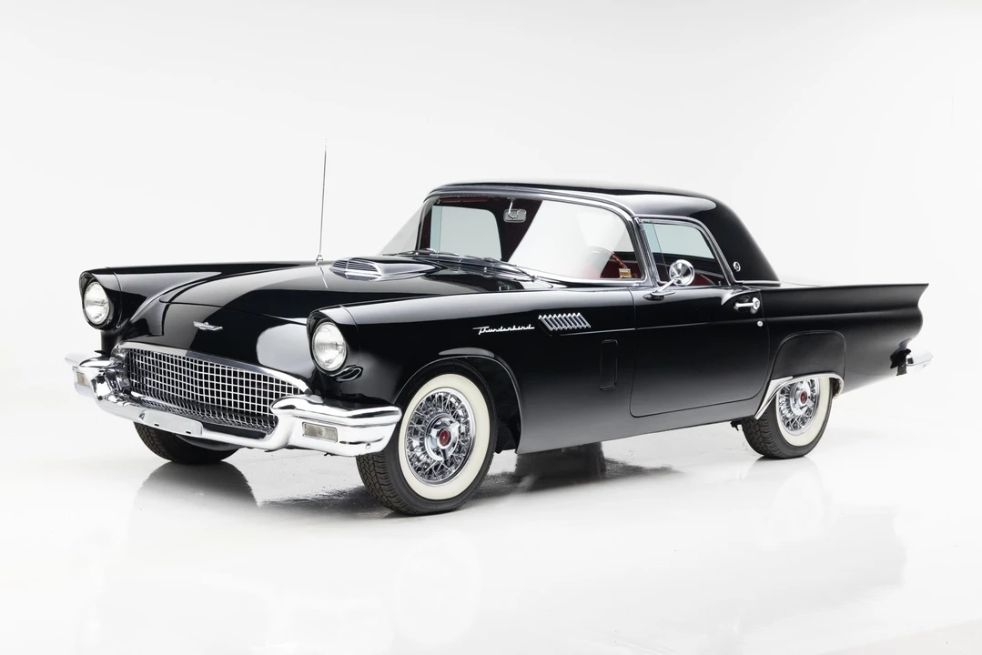 1957 Ford Thunderbird 1st Gen - Image 11 of 31