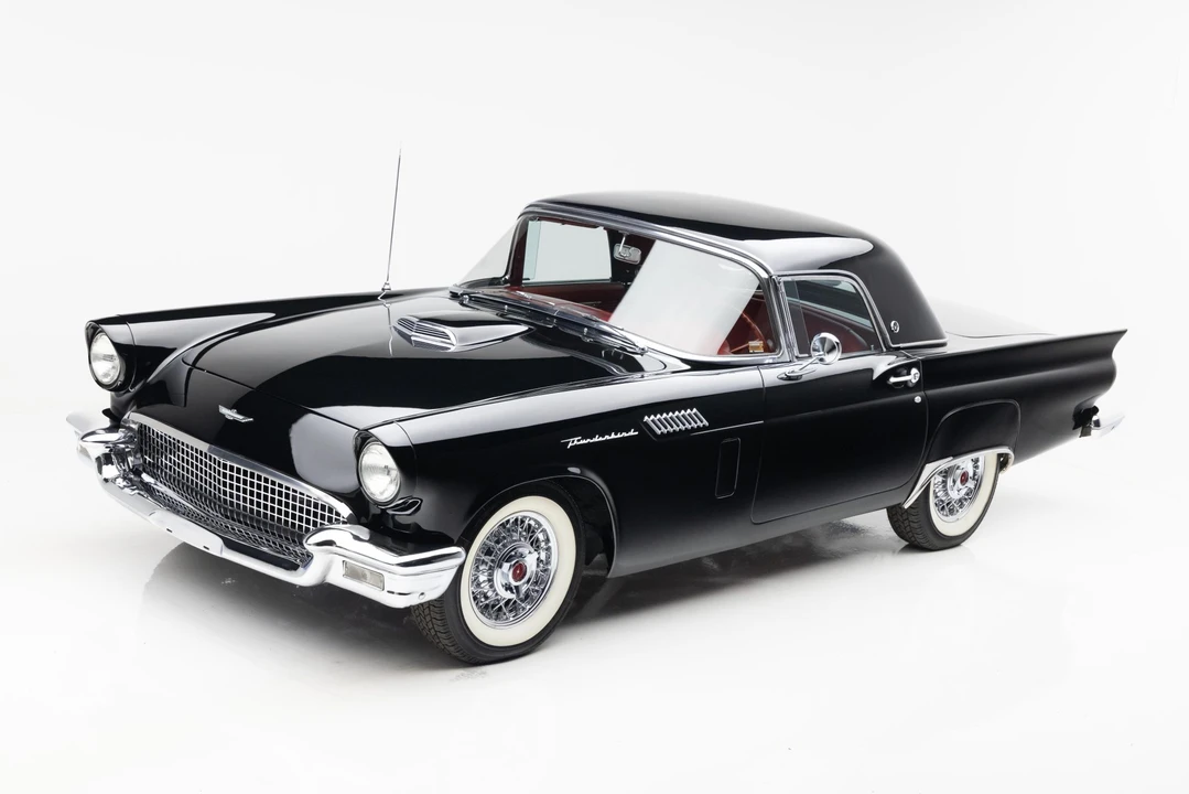 1957 Ford Thunderbird 1st Gen - Image 10 of 31