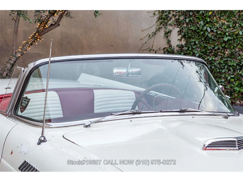 1957 Ford Thunderbird 1st Gen - Image 15 of 31
