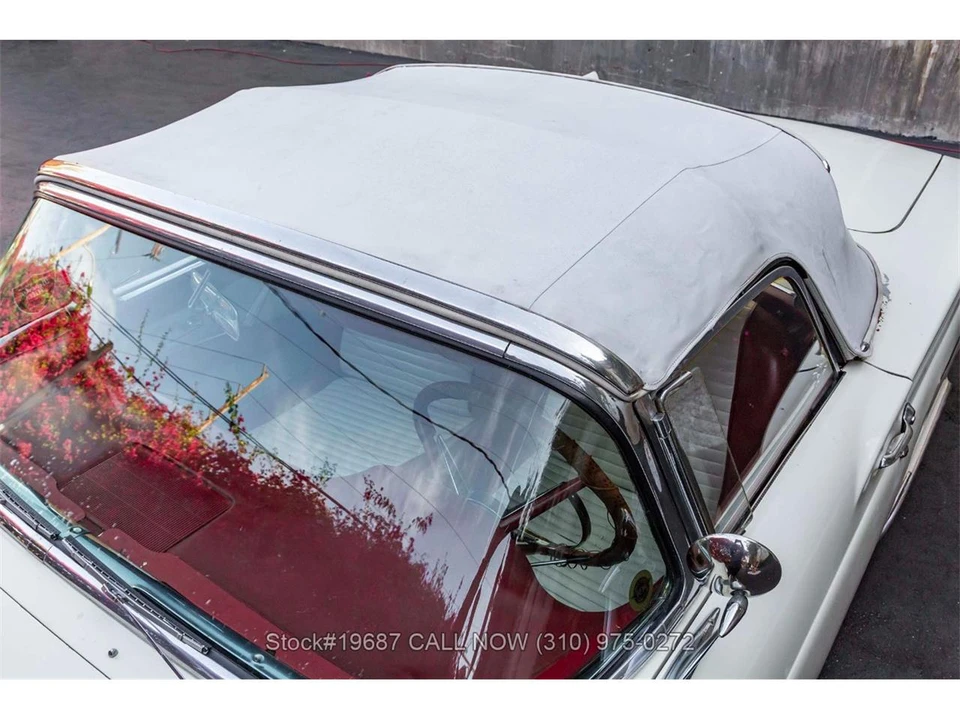 1957 Ford Thunderbird 1st Gen - Image 14 of 31