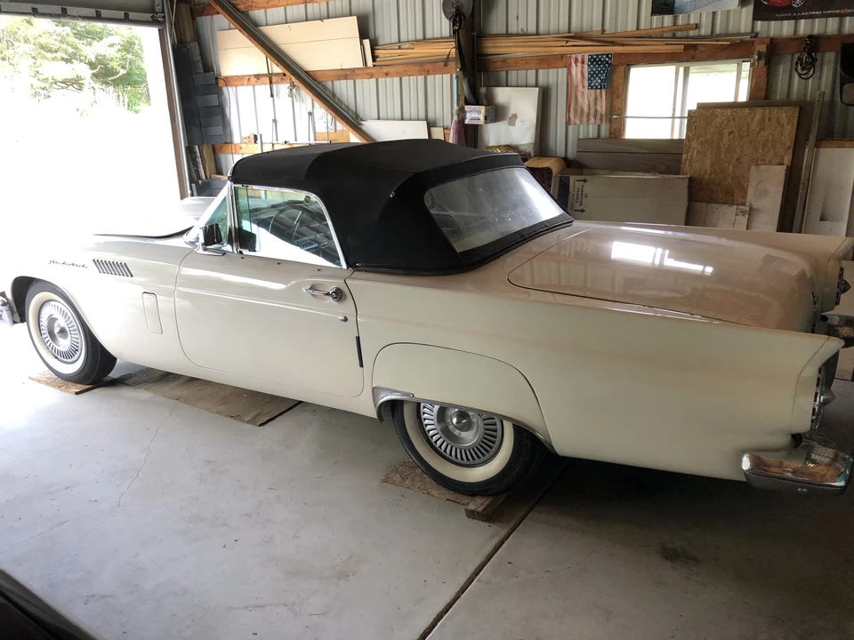 1957 Ford Thunderbird 1st Gen - Image 9 of 31