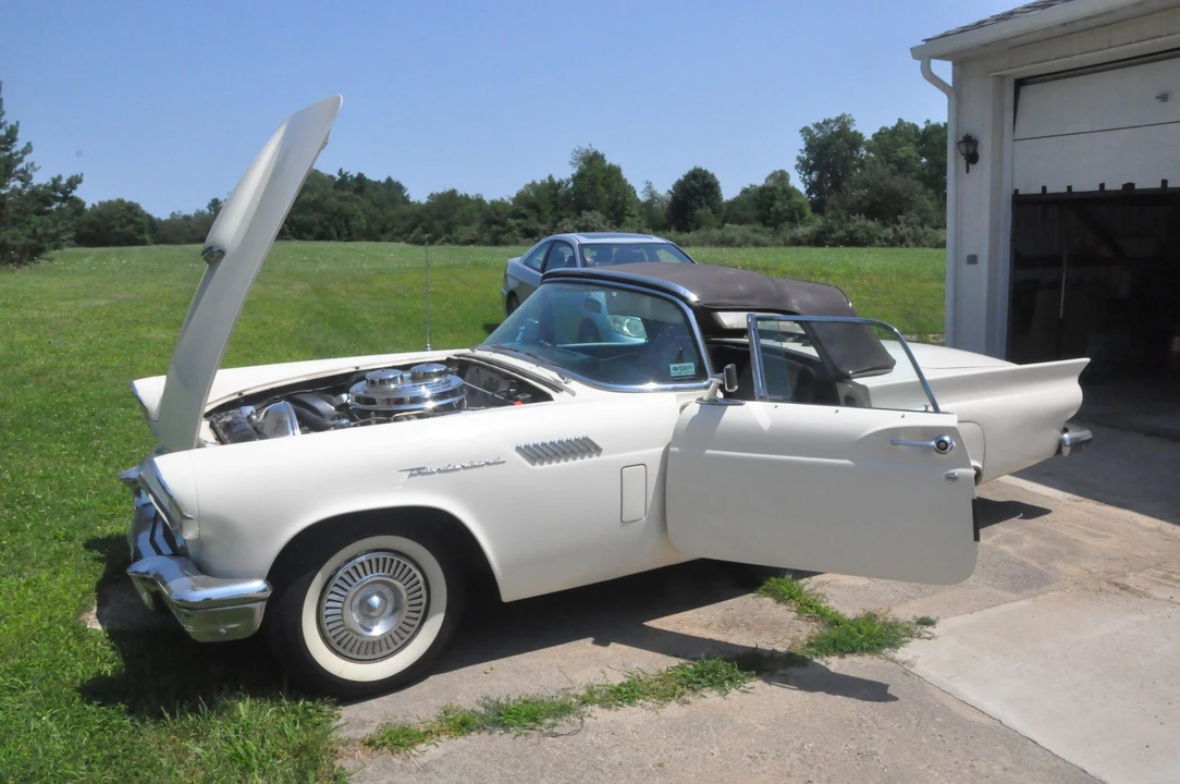 1957 Ford Thunderbird 1st Gen - Image 8 of 31