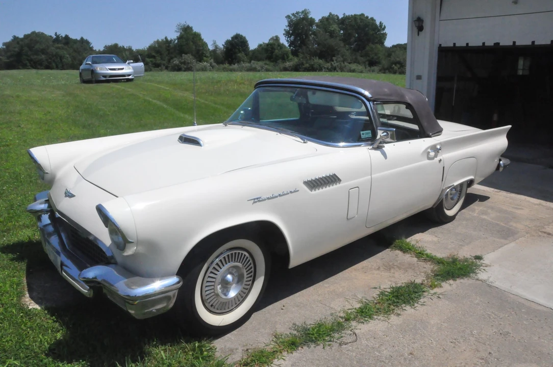 1957 Ford Thunderbird 1st Gen - Image 4 of 31
