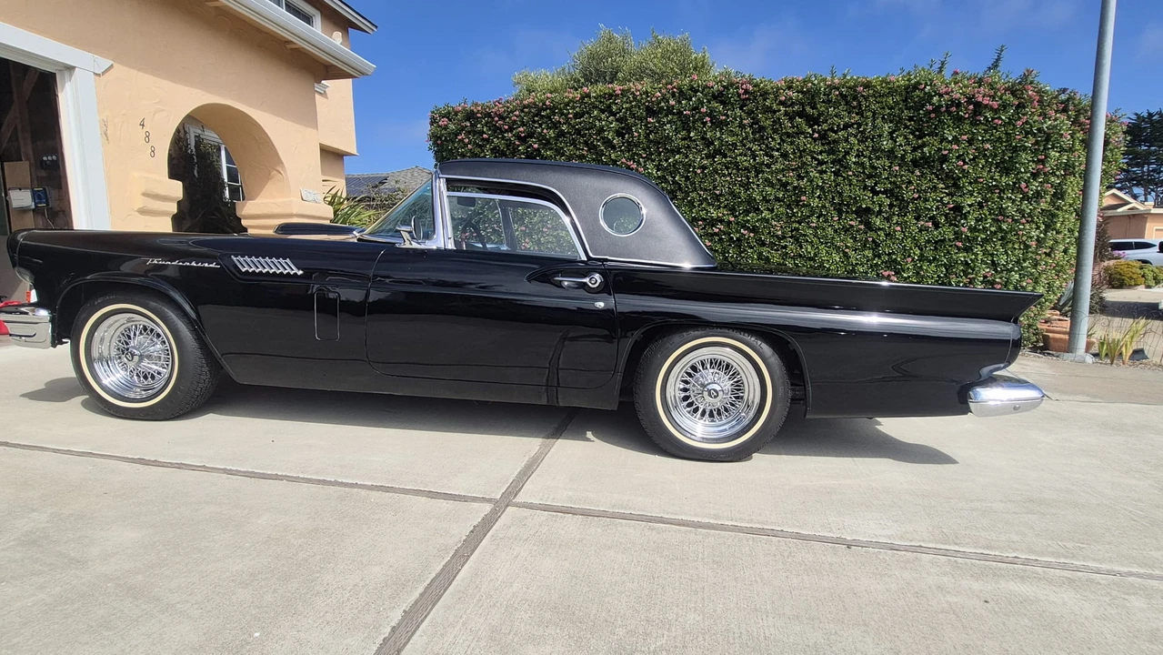 1957 Ford Thunderbird 1st Gen - Image 10 of 31