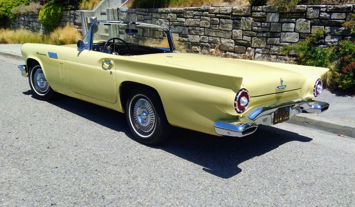 1957 Ford Thunderbird 1st Gen - Image 13 of 31