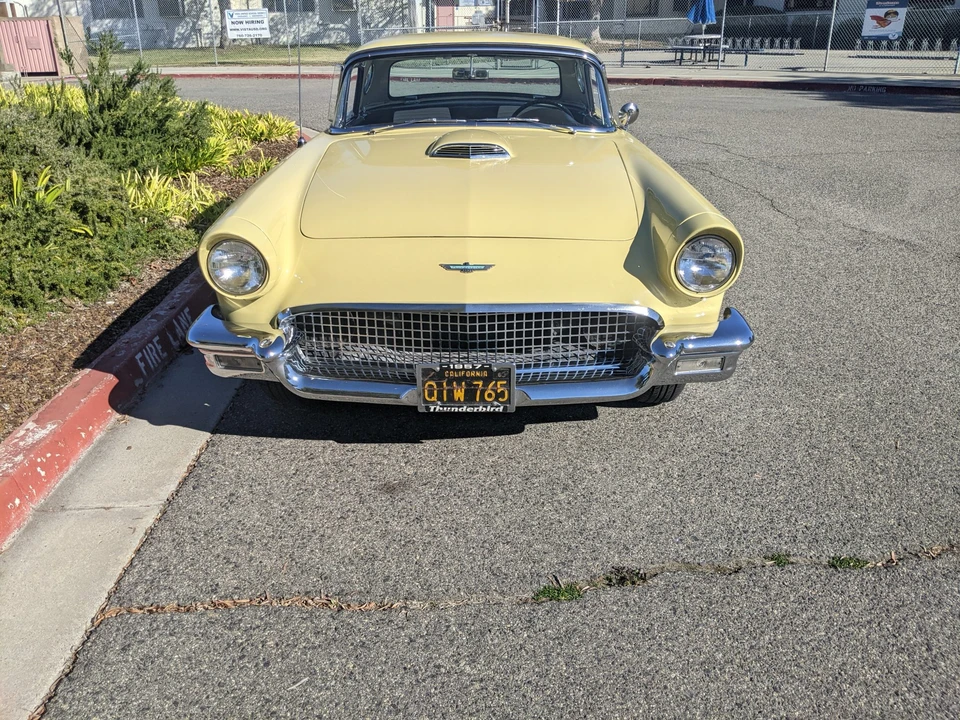 1957 Ford Thunderbird 1st Gen - Image 10 of 31