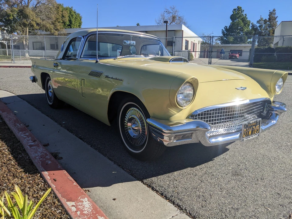1957 Ford Thunderbird 1st Gen - Image 8 of 31