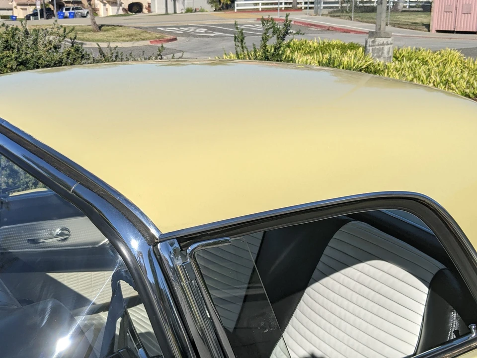 1957 Ford Thunderbird 1st Gen - Image 27 of 31