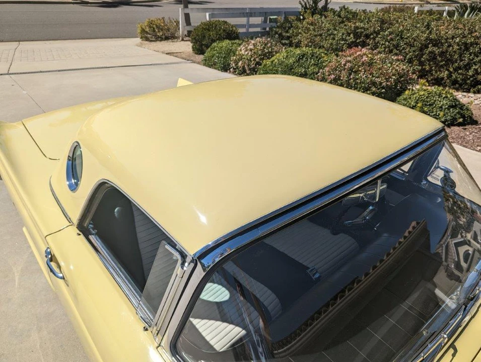 1957 Ford Thunderbird 1st Gen - Image 30 of 31