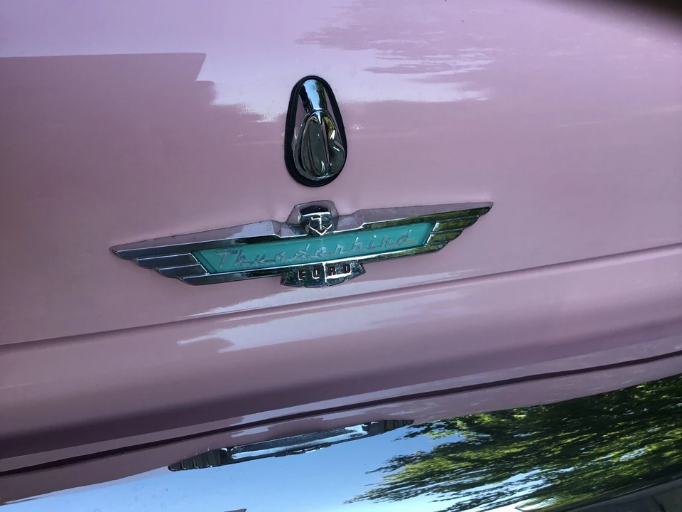 1957 Ford Thunderbird 1st Gen - Image 23 of 31