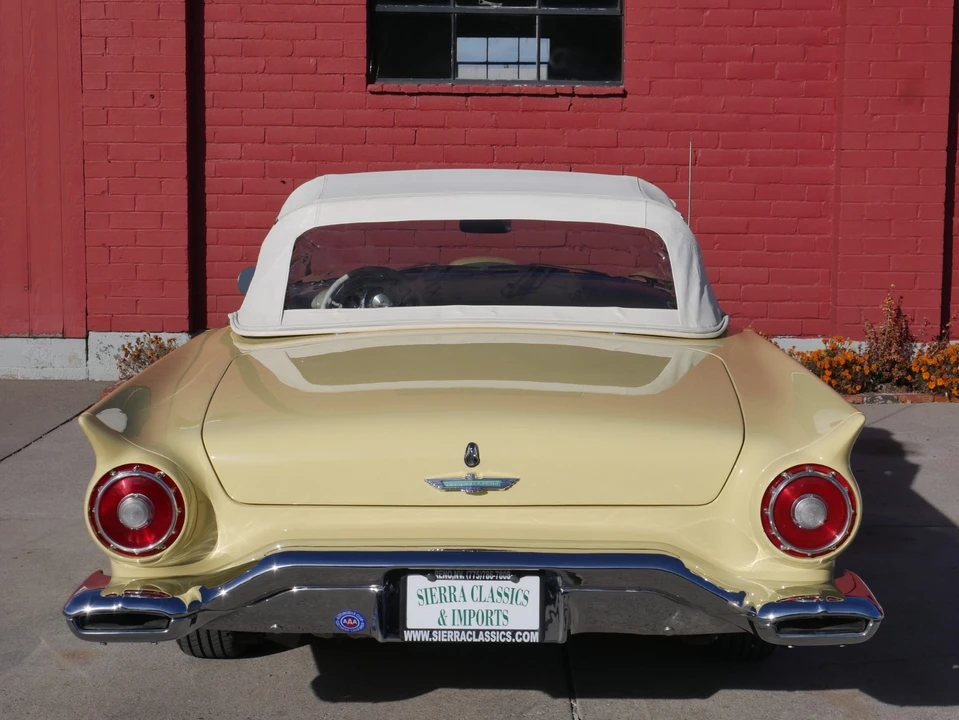 1957 Ford Thunderbird 1st Gen - Image 10 of 21