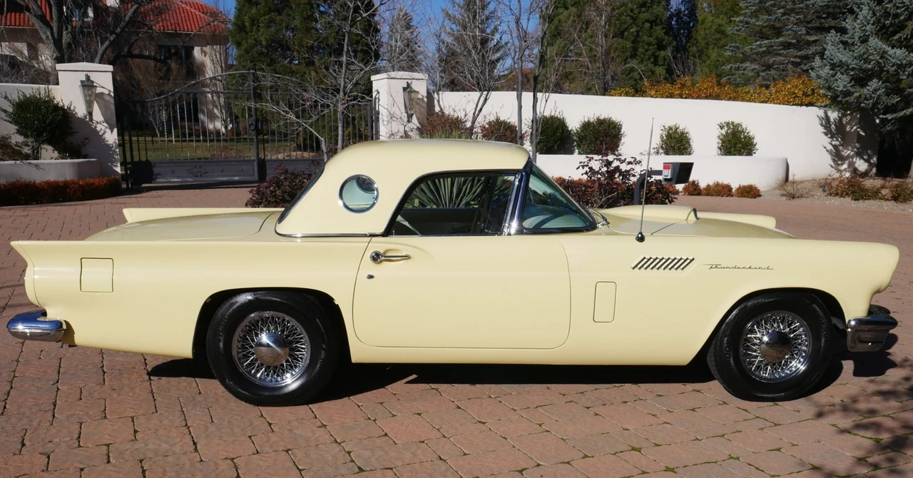 1957 Ford Thunderbird 1st Gen - Image 2 of 21