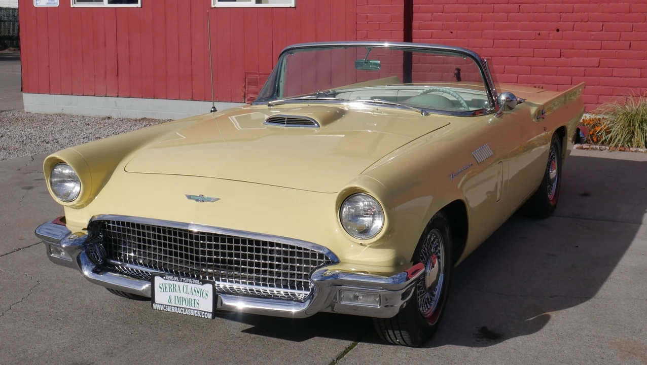 1957 Ford Thunderbird 1st Gen - Image 17 of 21