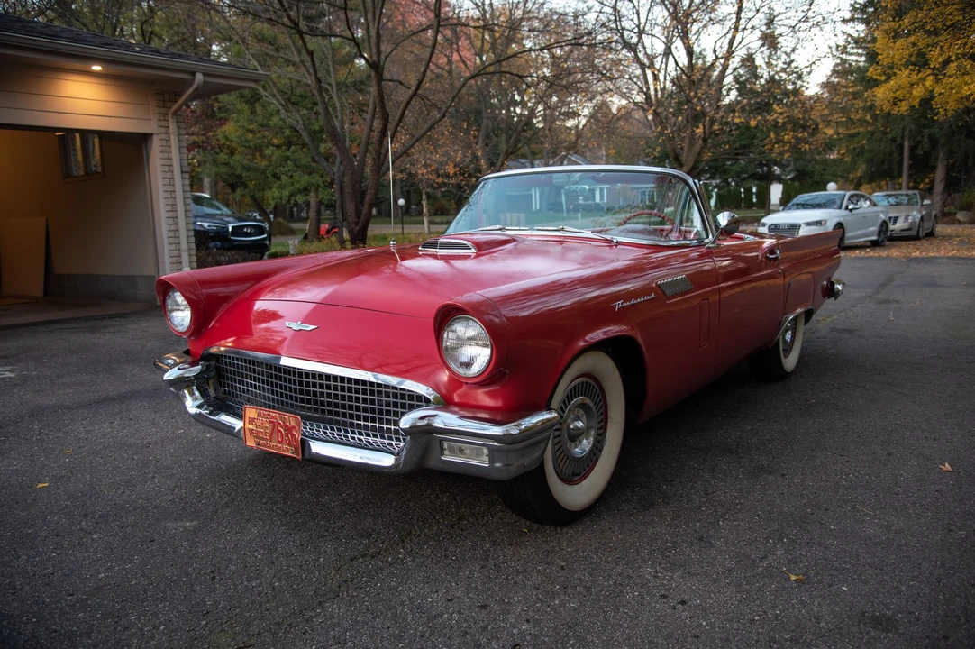 1957 Ford Thunderbird 1st Gen - Image 13 of 31